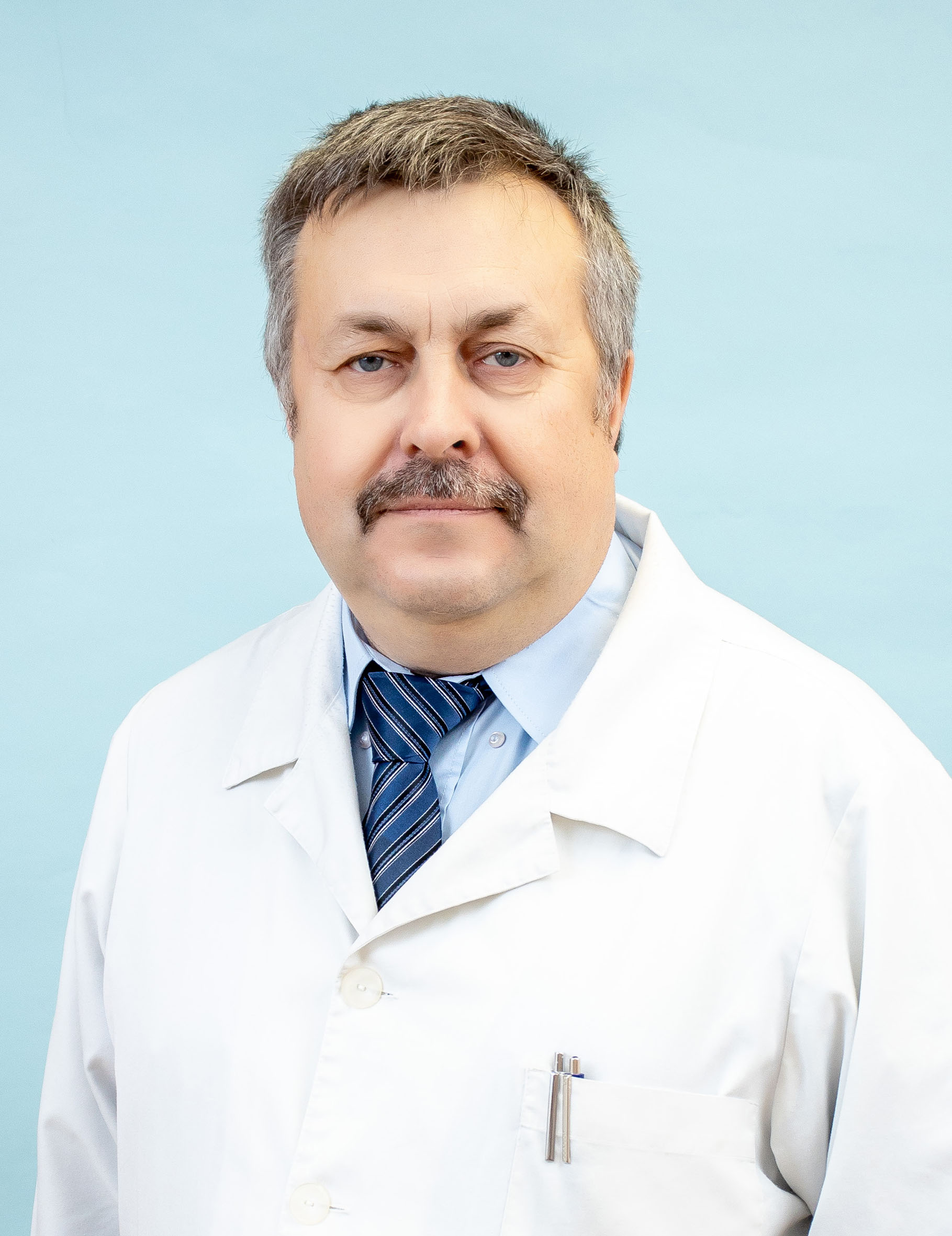 Соловей Александр Михайлович зав. хирургическим отделением